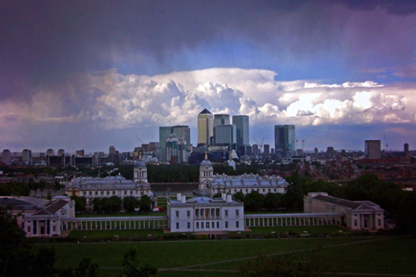 Rain_at_Greenwich,_London